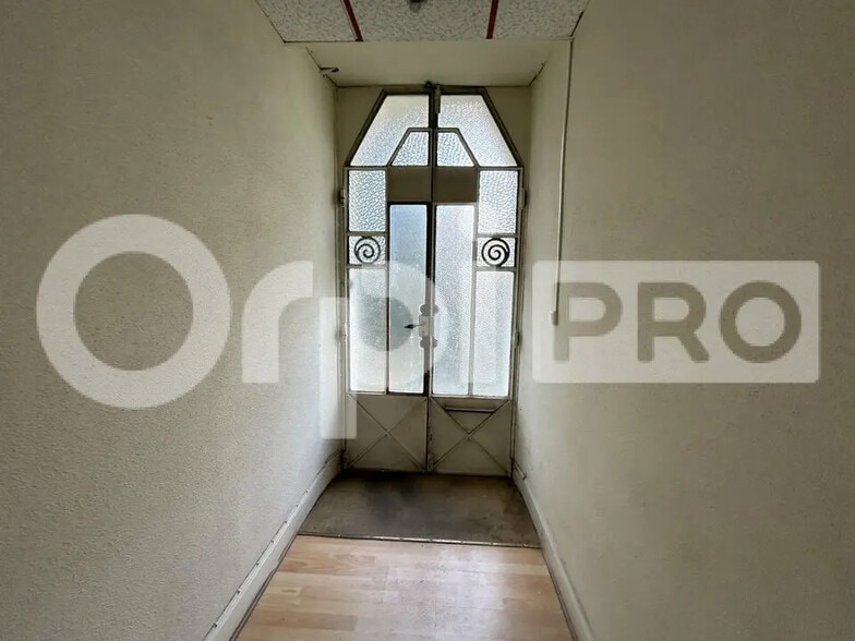 Bureau dans Montluçon à vendre - Photo de l’immeuble – Image 3 sur 10