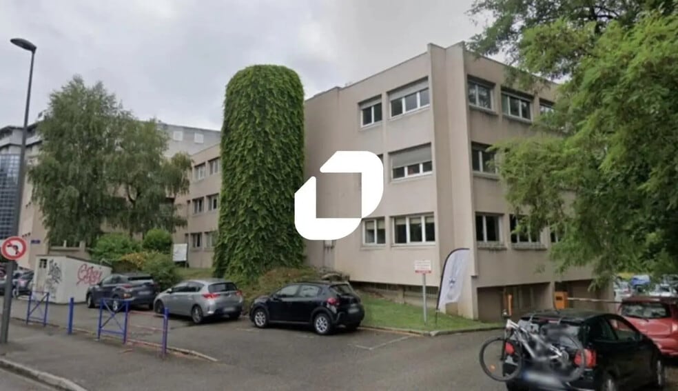 7 Rue Du Tour De L'Eau, SAINT-MARTIN-D'HERES à louer - Photo de l’immeuble – Image 3 sur 8