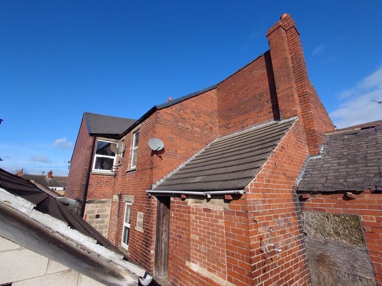 77 Barnsley Rd, South Elmsall à vendre - Photo de l’immeuble – Image 3 sur 11