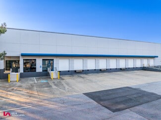 Plus de détails pour 1300 Northbrook Pky, Suwanee, GA - Industriel/Logistique à louer