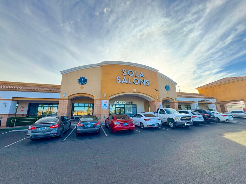 7501-7591 W Lake Mead Blvd, Las Vegas, NV à louer - Photo de l’immeuble – Image 3 sur 16