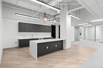 4600 S Ulster St, Denver, CO à louer Photo intérieure– Image 2 sur 4