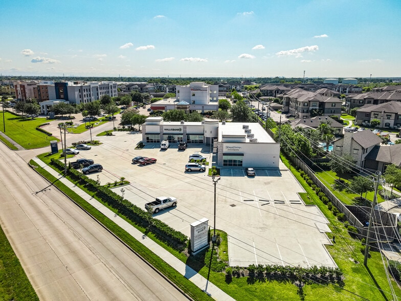 4805 E Sam Houston Pky S, Pasadena, TX à louer - Photo de l’immeuble – Image 3 sur 10