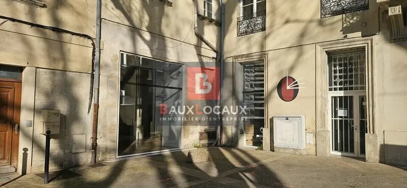 Local commercial dans Carpentras à louer - Photo de l’immeuble – Image 2 sur 5
