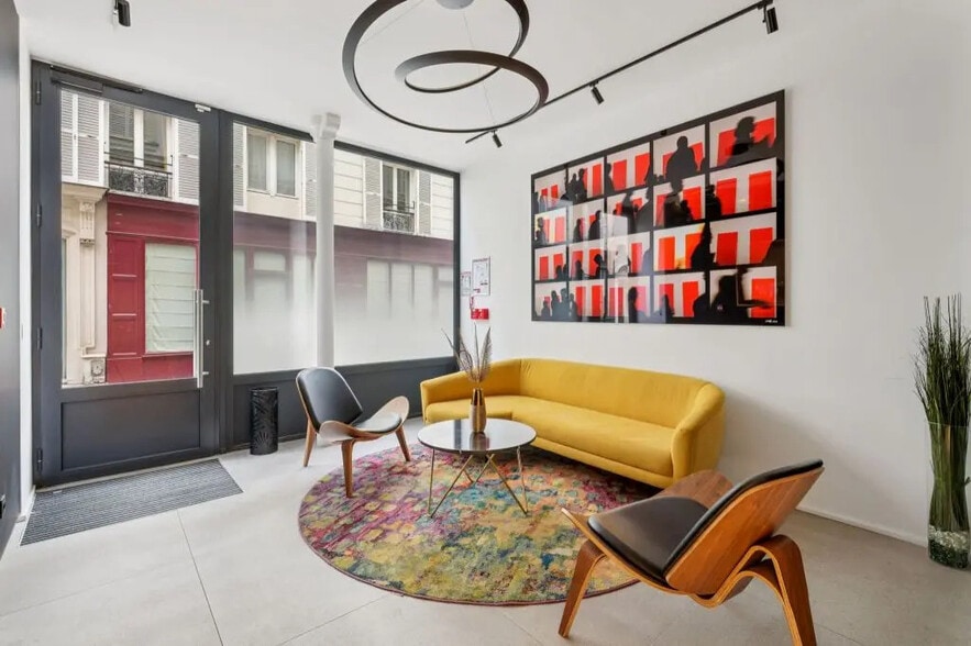 233 Rue Du Faubourg Saint-Honoré, Paris à vendre - Photo de l’immeuble – Image 2 sur 7