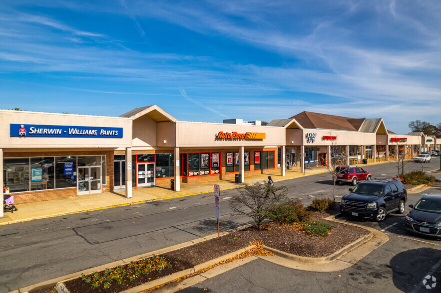 1-199 Elden St, Herndon, VA à louer - Photo de l’immeuble – Image 3 sur 7