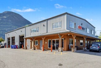 Plus de détails pour 38925 Production Way, Squamish, BC - Local commercial à vendre