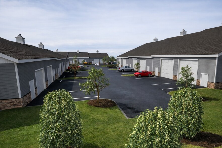 680 4 Rod Rd, Berlin, CT à vendre - Photo de l’immeuble – Image 3 sur 4