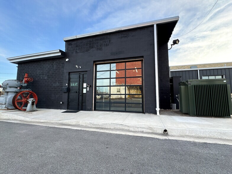 600 S 1st St, Rogers, AR à louer - Photo de l’immeuble – Image 1 sur 37