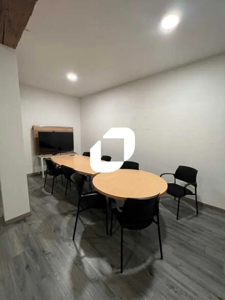 Bureau dans Lyon à louer - Photo de l’immeuble – Image 2 sur 7