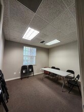 1110 Civic Center Blvd, Yuba City, CA à louer Photo intérieure– Image 2 sur 8