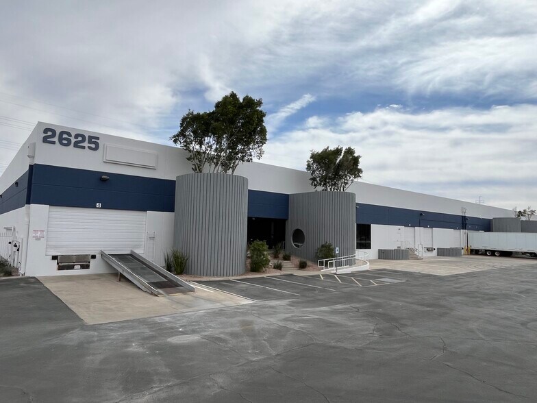 2625 S Wilson St, Tempe, AZ à louer - Photo de l’immeuble – Image 1 sur 6