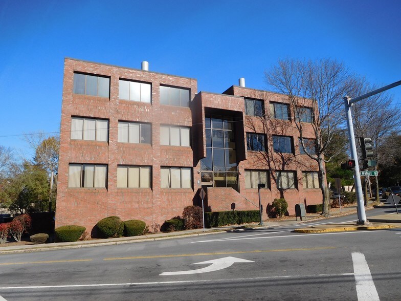 1087 Beacon St, Newton, MA à louer - Photo de l’immeuble – Image 3 sur 3