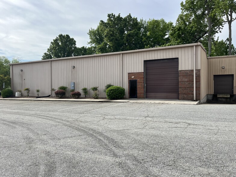 522 Teague St, Greensboro, NC à louer - Photo de l’immeuble – Image 3 sur 3