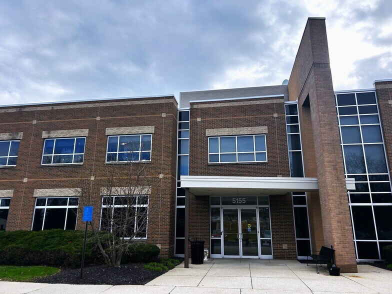 5155 Bradenton Ave, Dublin, OH à louer - Photo de l’immeuble – Image 2 sur 9