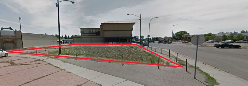 1001 S Mayor Magrath Dr, Lethbridge, AB à vendre - Photo de l’immeuble – Image 1 sur 1
