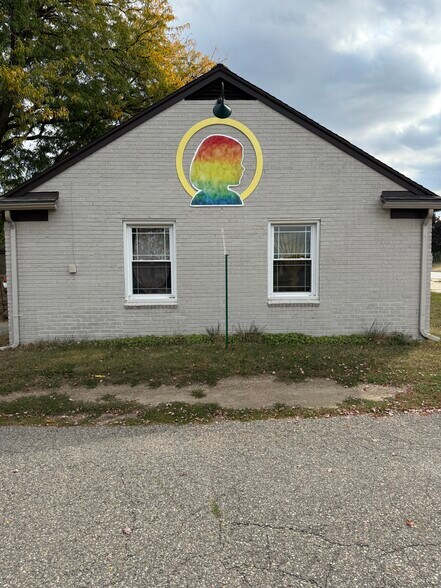 3236 Rochester Rd, Troy, MI à vendre - Photo de l’immeuble – Image 2 sur 7