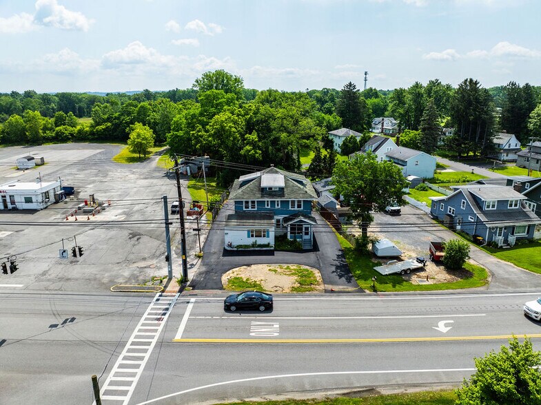 300 Route 9W, Glenmont, NY à vendre - Photo de l’immeuble – Image 2 sur 80