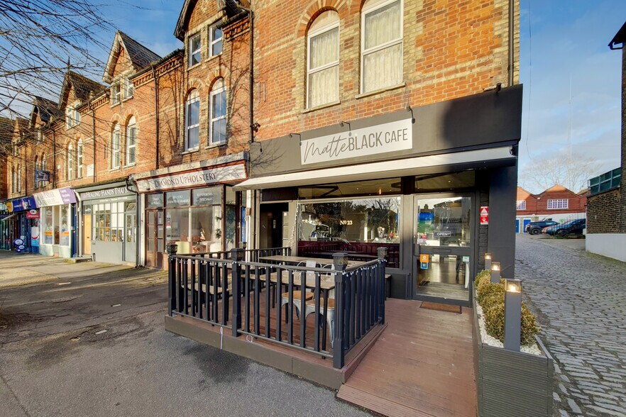23 Manor Rd, Wallington à louer - Photo de l’immeuble – Image 2 sur 13