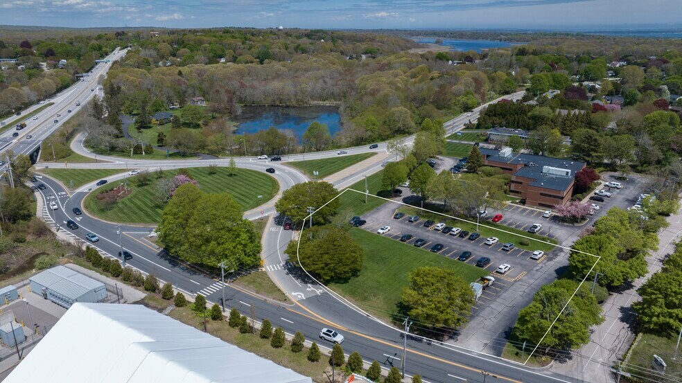 360 Kingstown Rd, Narragansett, RI à vendre - Aérien – Image 2 sur 3