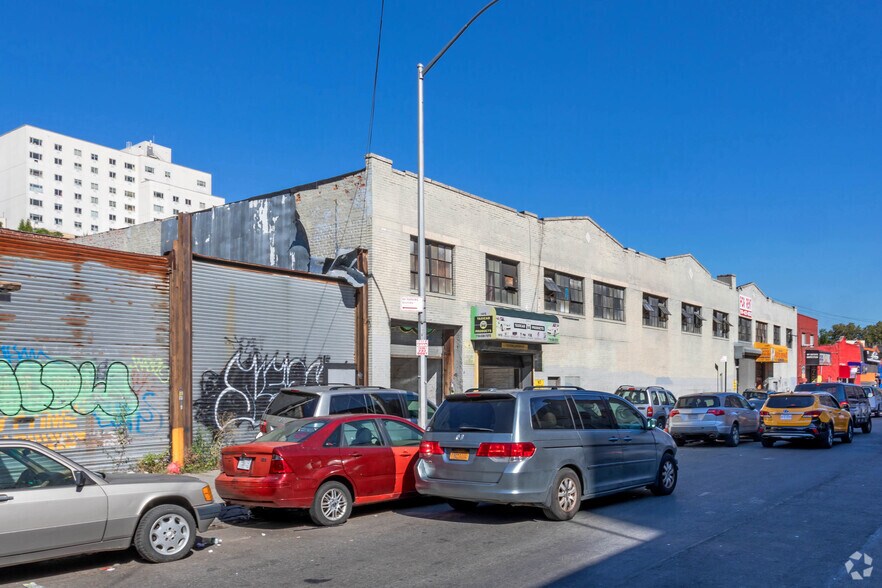 1415-1419 Inwood Ave, Bronx, NY à louer - Photo de l’immeuble – Image 2 sur 4