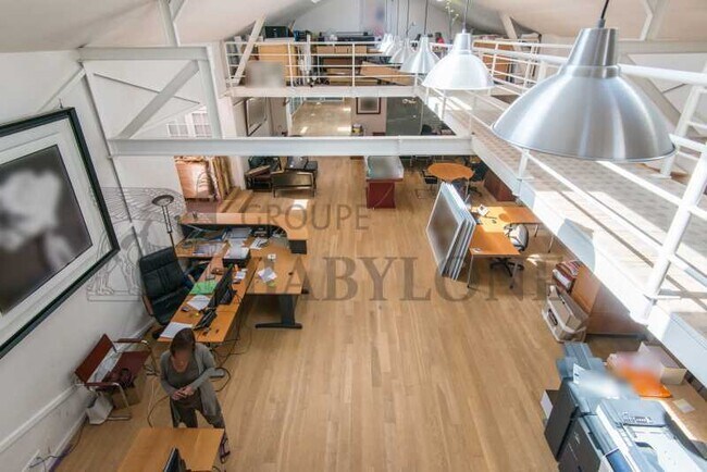 Plus de détails pour 25 Rue Pierre Et Marie Curie, Puteaux - Bureau à louer
