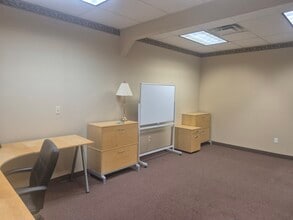 1100 Twin Stacks Dr, Dallas, PA à louer Photo intérieure– Image 2 sur 2