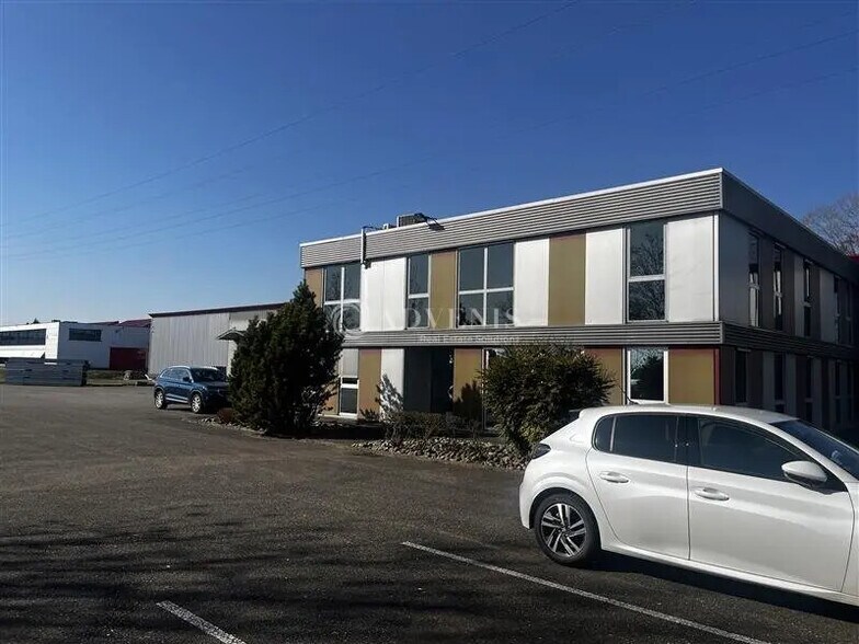 Local d'activités dans Duttlenheim à vendre - Photo de l’immeuble – Image 3 sur 9