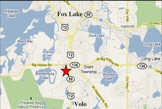 1370 US 12 Rt, Fox Lake, IL - VUE AÉRIENNE  vue de carte