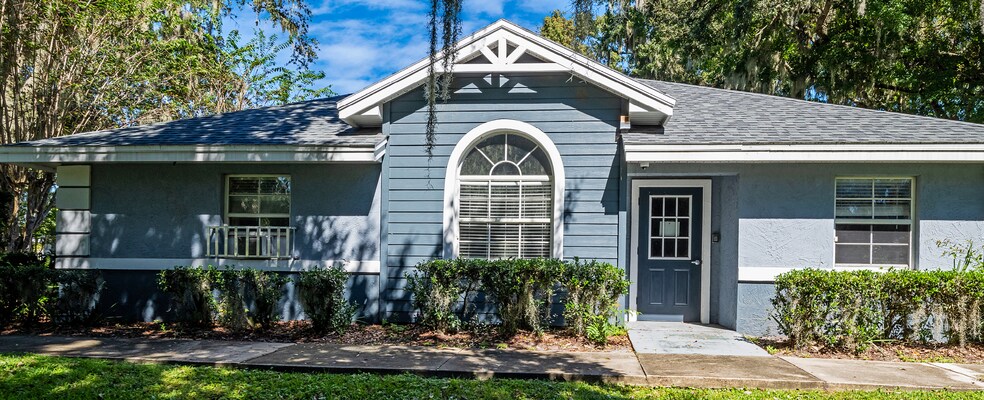 515 Tomoka Ave, Ormond Beach, FL à louer - Photo de l’immeuble – Image 3 sur 9