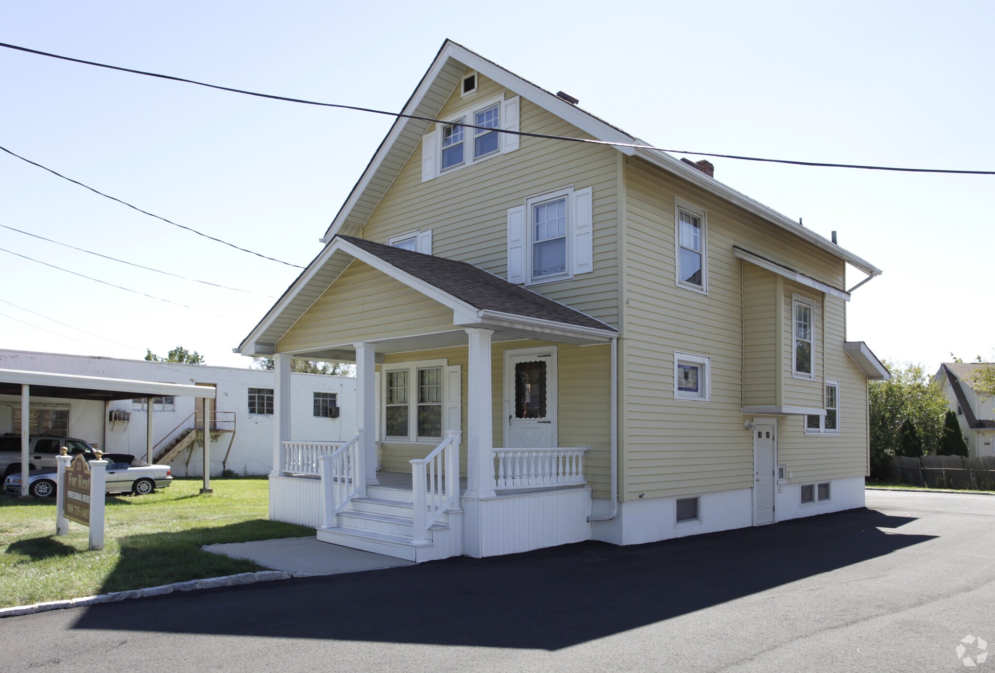 211 W End Ave, Raritan, NJ à louer Photo de l’immeuble– Image 1 sur 42
