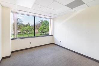 1800 Alexander Bell Dr, Reston, VA à louer Photo intérieure– Image 2 sur 3