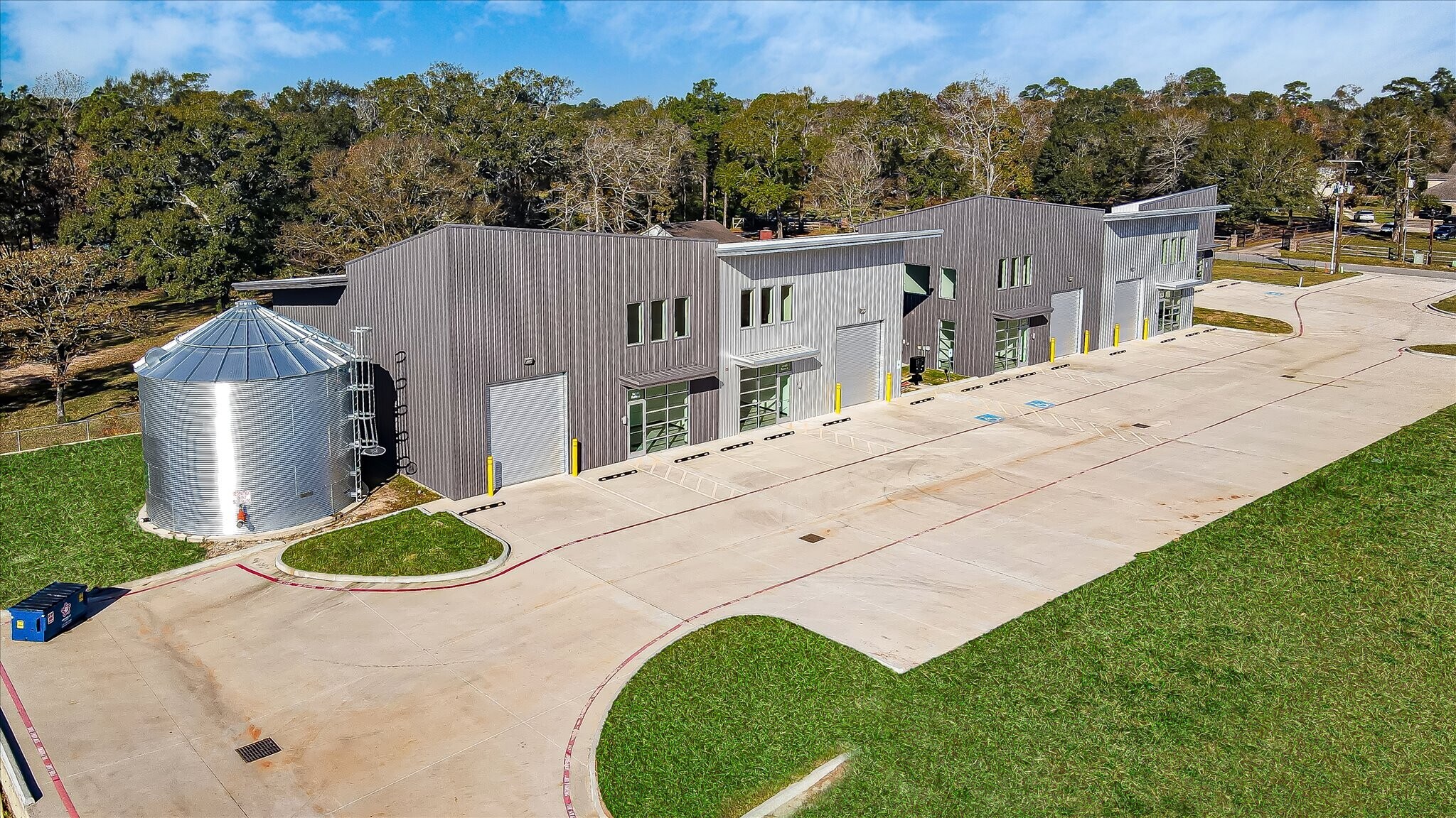 14160 Horseshoe Bnd, Conroe, TX à louer Photo de l’immeuble– Image 1 sur 14