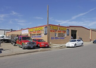 Plus de détails pour 209 E Division St, Arlington, TX - Industriel/Logistique à louer