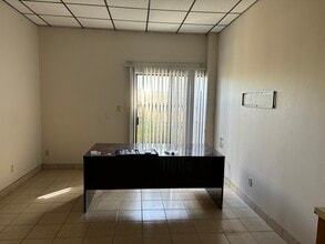 618 N Ed Carey Dr, Harlingen, TX à louer Photo intérieure– Image 2 sur 8