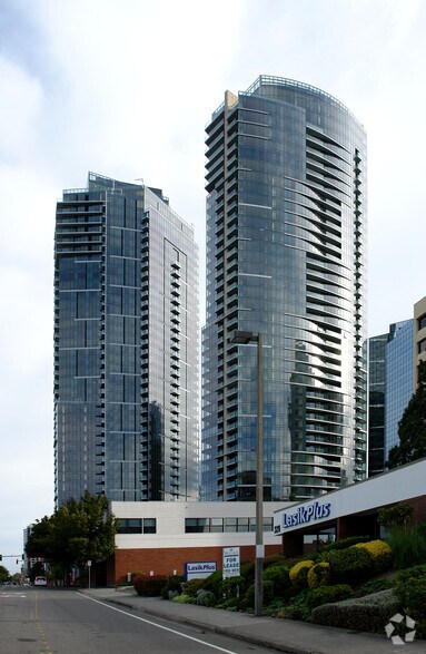 10608-10700 NE 4th St, Bellevue, WA à louer - Photo de l’immeuble – Image 2 sur 14