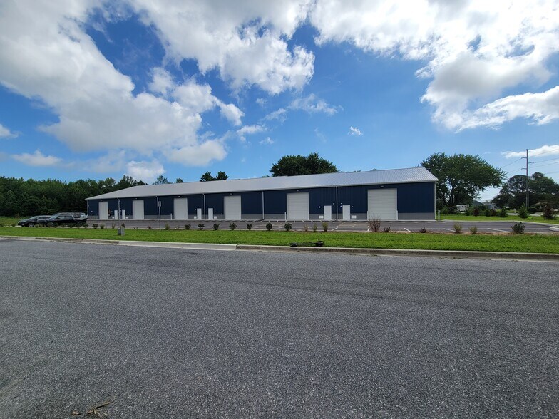 110 Lafferty Ln, Dover, DE à louer - Photo de l’immeuble – Image 2 sur 9