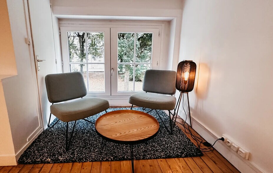 105 Rue Pierre Corneille, Lyon à louer - Photo de l’immeuble – Image 3 sur 7