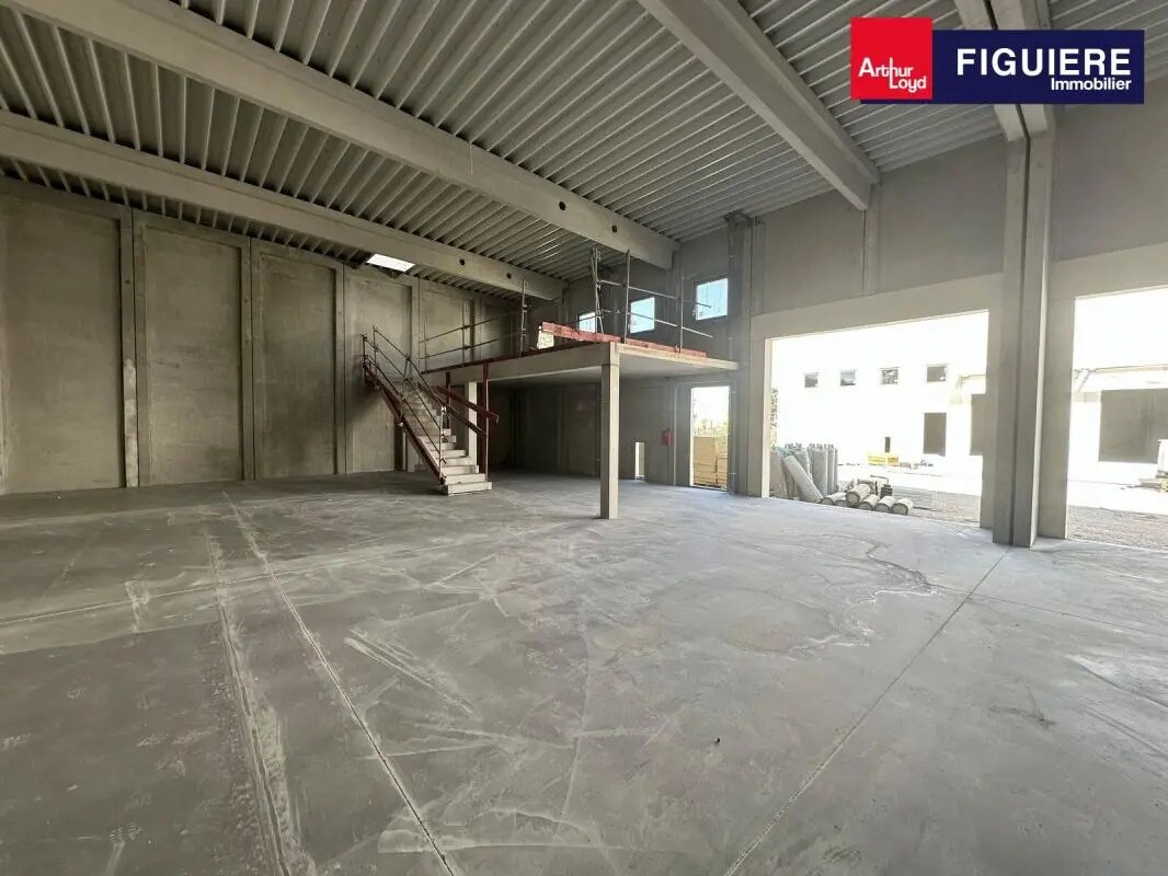 Local d'activités dans Les Pennes-Mirabeau à vendre Photo intérieure– Image 1 sur 2