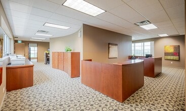 910 Wilton Grove Rd, London, ON à louer Photo intérieure– Image 2 sur 9