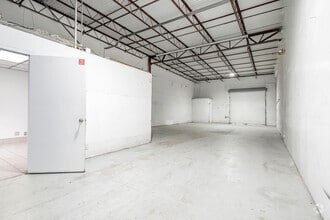 14309 Toepperwein Rd, San Antonio, TX à louer Photo de l’immeuble– Image 2 sur 3