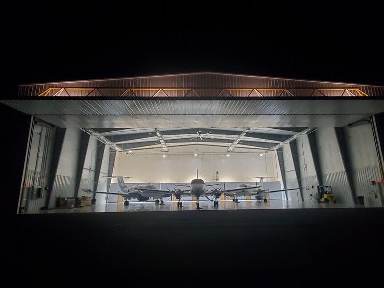 44191 Airport Rd, California, MD à louer - Autre – Image 2 sur 9