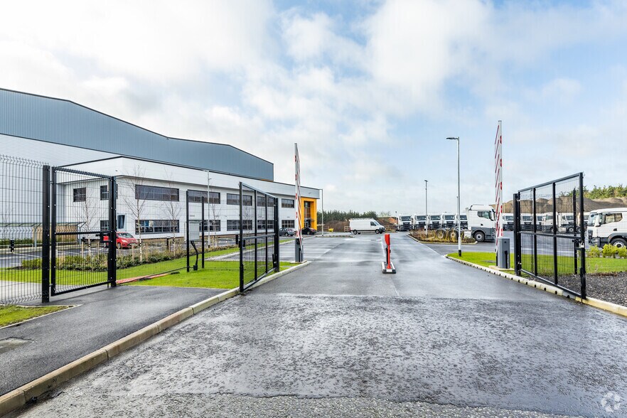 Gorsey Ln, Widnes à louer - Photo de l’immeuble – Image 3 sur 4