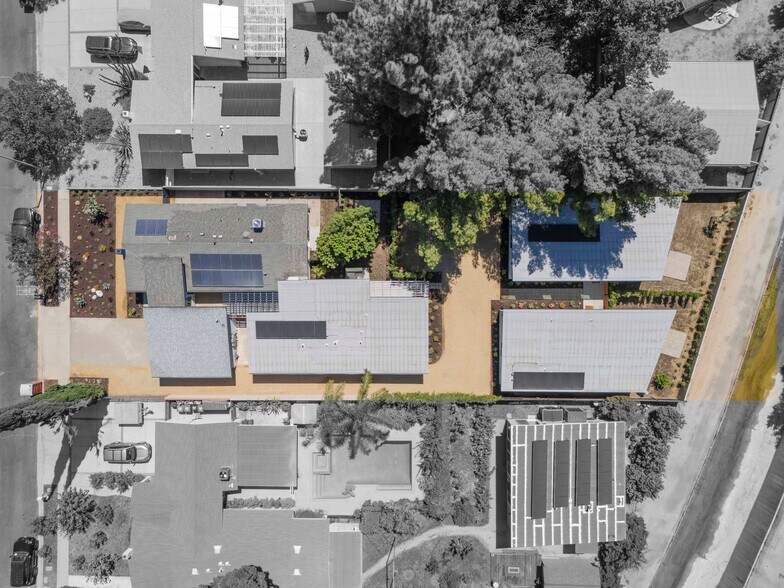 22320 Itasca St, Chatsworth, CA à vendre - Photo de l’immeuble – Image 2 sur 61