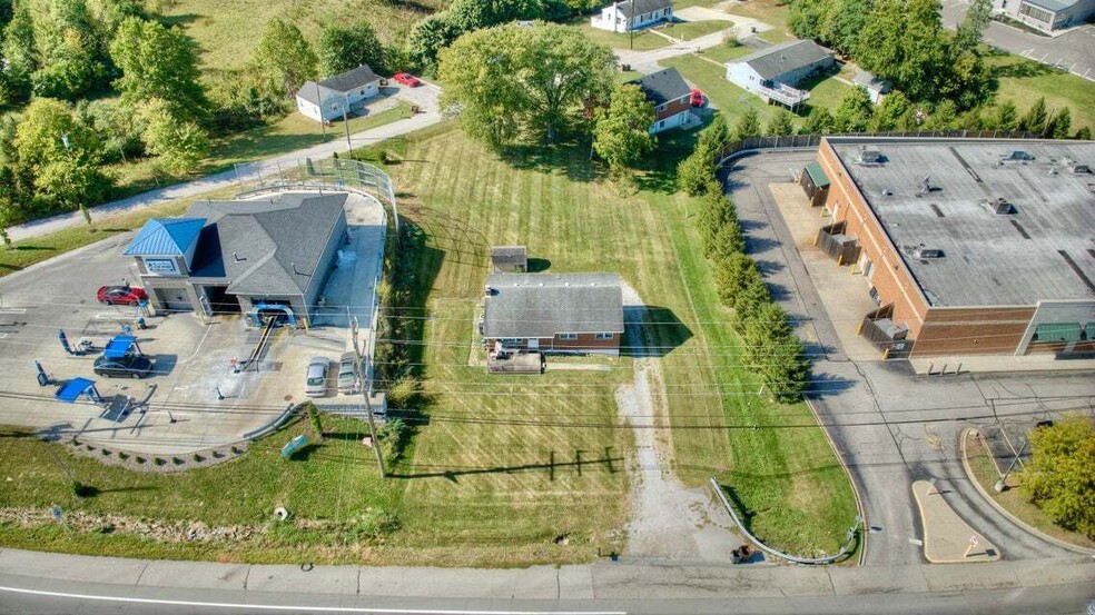 7000 Alexandria Pike, Alexandria, KY à vendre - Photo principale – Image 1 sur 2