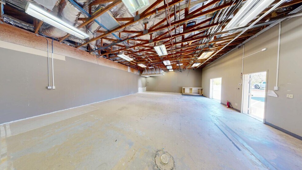 3853 Taylor Rd, Loomis, CA à louer - Photo de l’immeuble – Image 2 sur 6