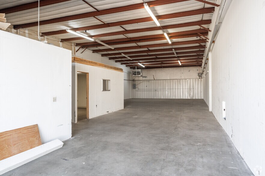 6321 N Washington St, Denver, CO à louer - Photo intérieure – Image 3 sur 20