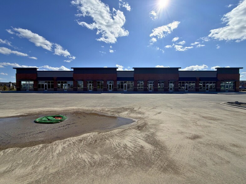 Hy-Vee Maple Grove Multi-Tenant Retail, Maple Grove, MN à louer - Photo de l’immeuble – Image 2 sur 8