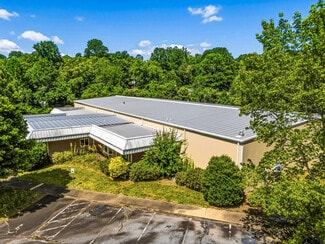 Plus de détails pour 235 Commerce St, Brevard, NC - Industriel/Logistique à vendre