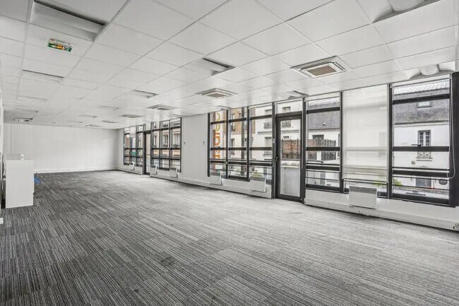 Plus de détails pour 76 Rue Thiers, Boulogne-Billancourt - Bureau à louer